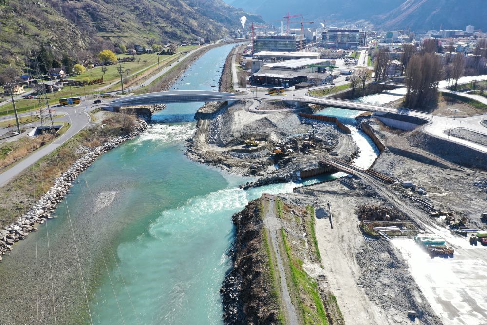 Foo alt-image description